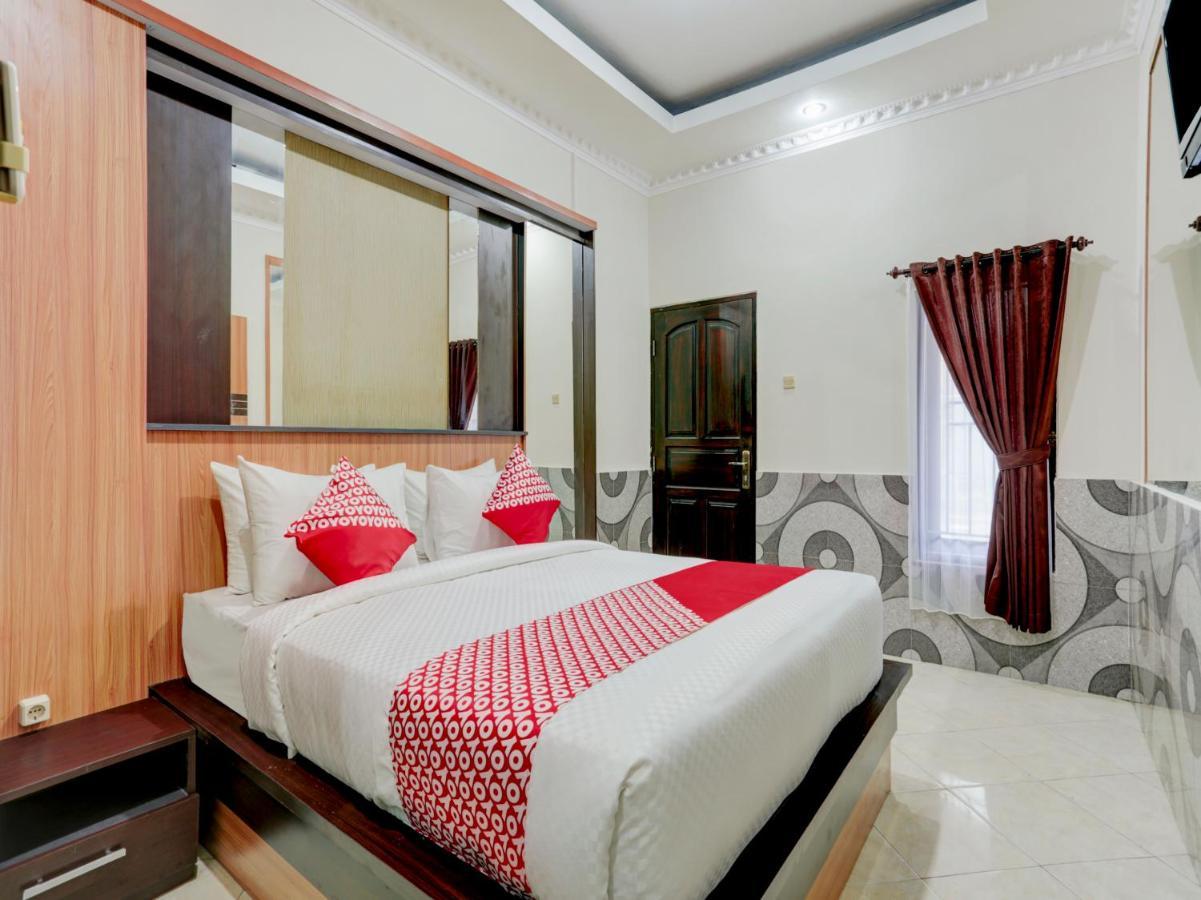 Oyo 90131 Liberty Guest House Sempidi 外观 照片