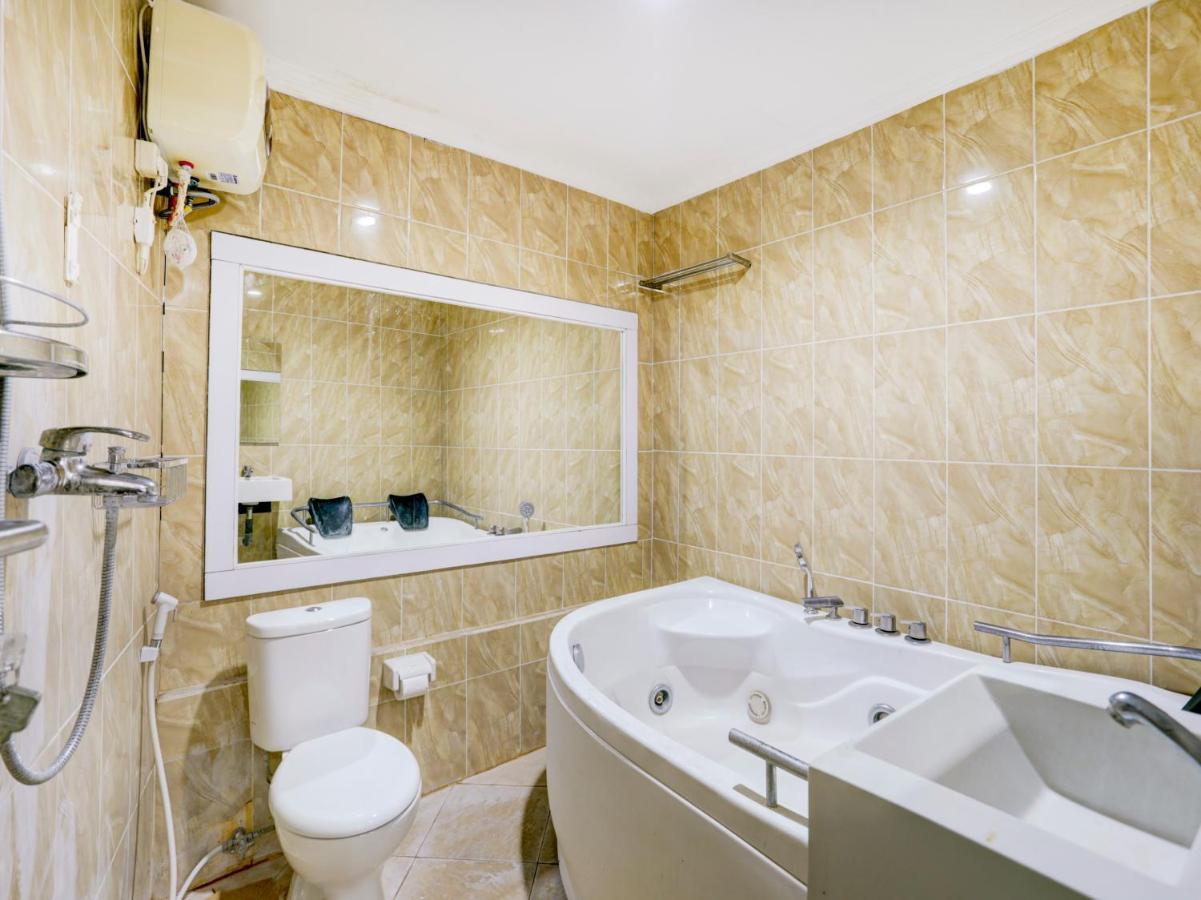 Oyo 90131 Liberty Guest House Sempidi 外观 照片