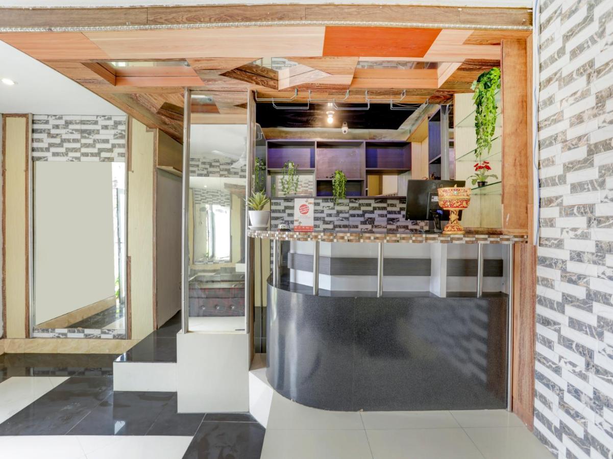 Oyo 90131 Liberty Guest House Sempidi 外观 照片